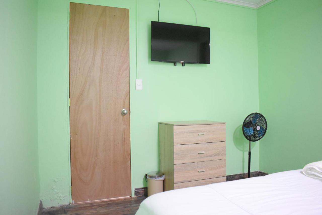 Hostel Punto Cavancha Iquique Exterior photo
